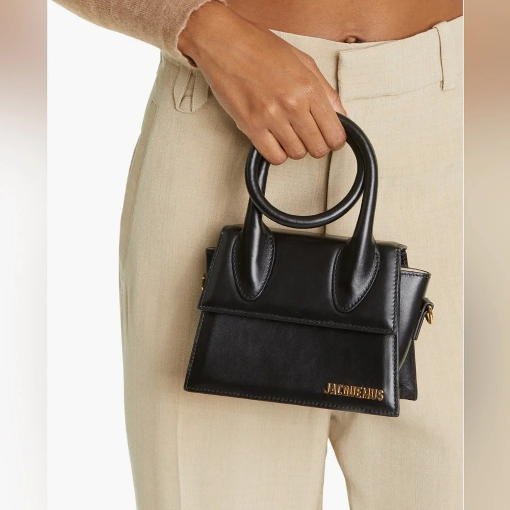 Jacquemus Le Chiquito Noeud Leather Crossbody - Picture 4 of 12